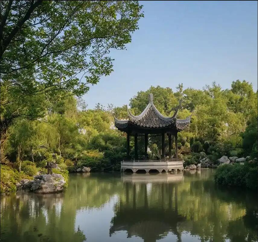 庆阳西峰雪萍土建有限公司